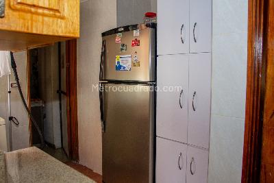 Apartamento en venta en Laureles, Medellín · foto 8 de 19