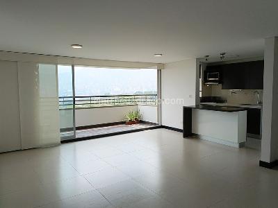 Apartamento en arriendo en Belen, Medellín · foto 2 de 19