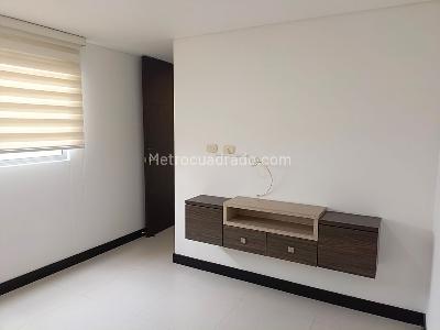 Apartamento en arriendo en Belen, Medellín · foto 9 de 19
