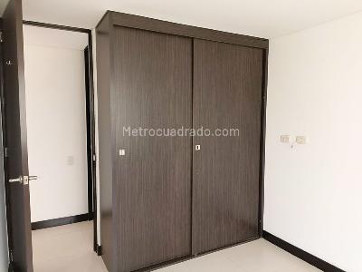 Apartamento en arriendo en Belen, Medellín · foto 10 de 19