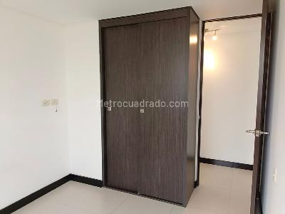 Apartamento en arriendo en Belen, Medellín · foto 13 de 19