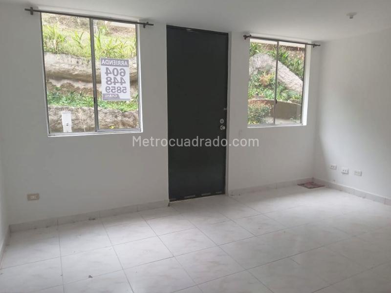 Casa en Arriendo de 3 Alcobas en Belén con Parqueadero - 3