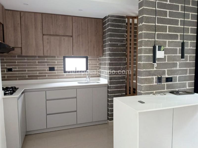 Apartamento de 2 Alcobas con Balcón en Belén - 6