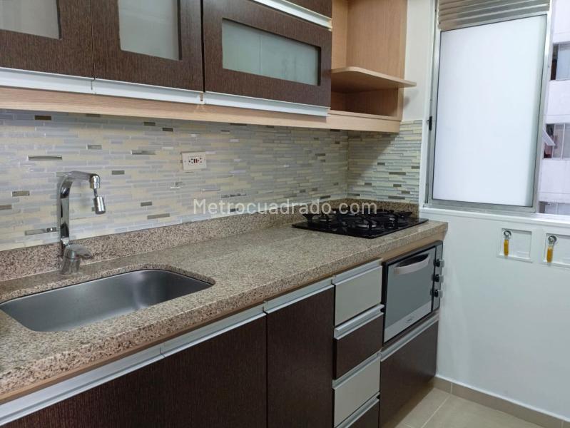 Spacious 3BR Apartment in Belen - 4