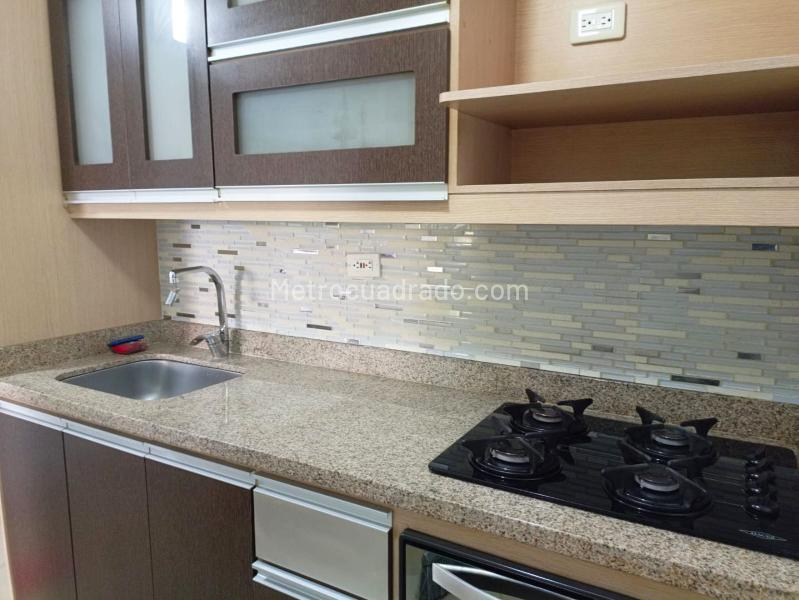 Spacious 3BR Apartment in Belen - 5