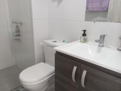 Apartamento de 1 alcoba en arriendo en Belen, Medellín, 42 m² · foto 10 de 12