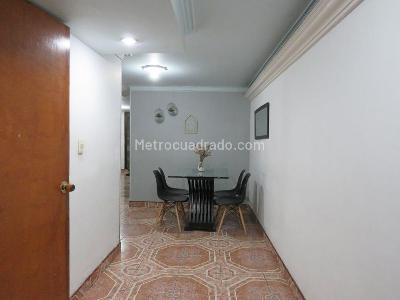 Apartamento en venta en Laureles, Medellín · foto 3 de 16