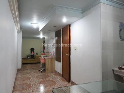 Apartamento en venta en Laureles, Medellín · foto 4 de 16