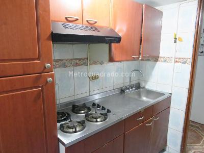 Apartamento en venta en Laureles, Medellín · foto 8 de 16