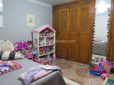 Apartamento en venta en Laureles, Medellín · foto 10 de 16