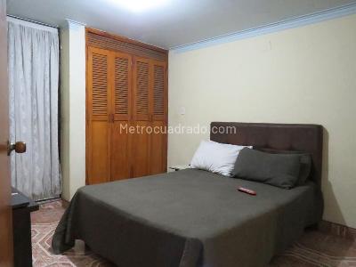 Apartamento en venta en Laureles, Medellín · foto 12 de 16