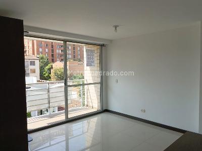 Apartamento en arriendo en Belen, Medellín · foto 4 de 13