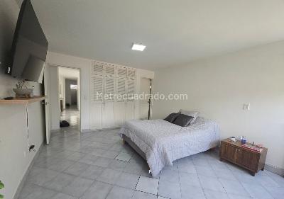 Apartamento en arriendo en Belen, Medellín · foto 9 de 18
