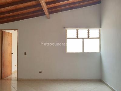 Apartamento en arriendo en Laureles, Medellín · foto 15 de 18