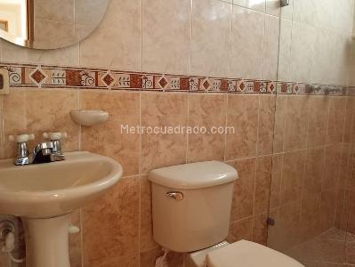 Apartamento en arriendo en Laureles, Medellín · foto 17 de 18