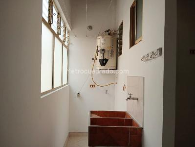 Apartamento en arriendo en Laureles, Medellín · foto 18 de 18