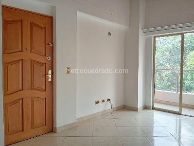 Apartamento en arriendo en Laureles, Medellín · foto 4 de 18