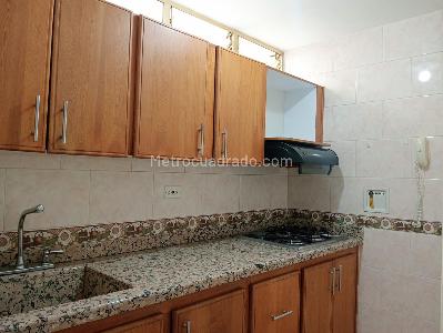 Apartamento en arriendo en Laureles, Medellín · foto 6 de 18