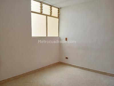 Apartamento en arriendo en Laureles, Medellín · foto 9 de 18