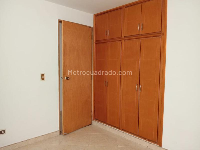 Spacious 3BR Apartment in Laureles - 6