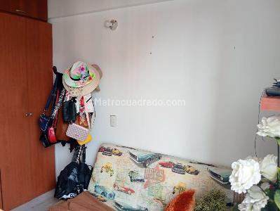 Apartamento en venta en Laureles, Medellín · foto 11 de 17