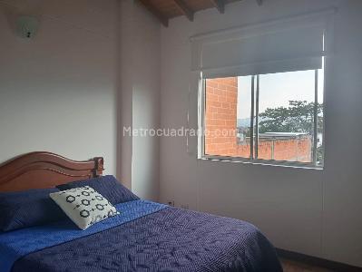 Apartamento de 3 alcobas en venta en Laureles, Medellín, 120 m² · foto 14 de 20