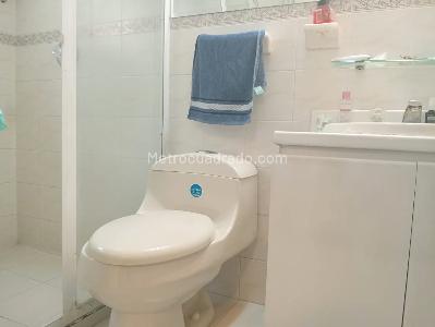 Apartamento de 3 alcobas en venta en Laureles, Medellín, 177 m² · foto 14 de 18