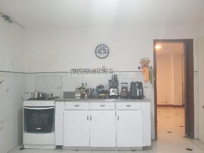 Apartamento de 3 alcobas en venta en Laureles, Medellín, 177 m² · foto 7 de 18