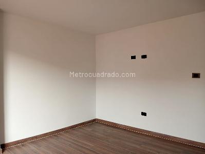 Apartamento de 3 alcobas en venta en Laureles, Medellín, 138 m² · foto 10 de 20
