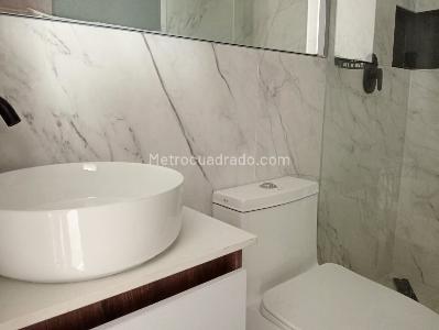 Apartamento de 3 alcobas en venta en Laureles, Medellín, 138 m² · foto 16 de 20