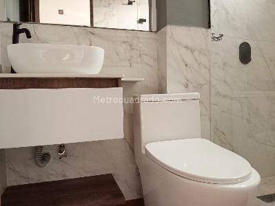 Apartamento de 3 alcobas en venta en Laureles, Medellín, 138 m² · foto 18 de 20