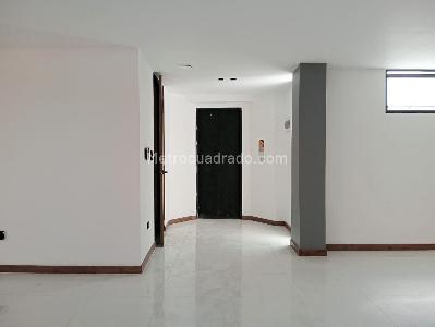 Apartamento de 3 alcobas en venta en Laureles, Medellín, 138 m² · foto 3 de 20