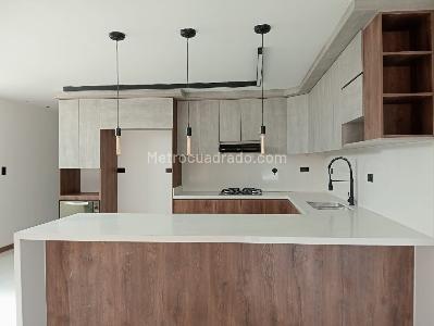 Apartamento de 3 alcobas en venta en Laureles, Medellín, 138 m² · foto 5 de 20