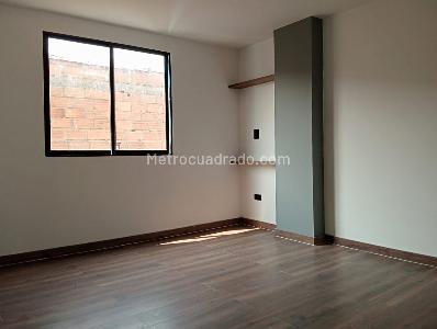Apartamento de 3 alcobas en venta en Laureles, Medellín, 138 m² · foto 7 de 20