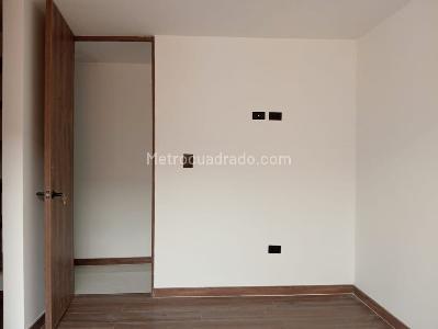Apartamento de 3 alcobas en venta en Laureles, Medellín, 135 m² · foto 12 de 20