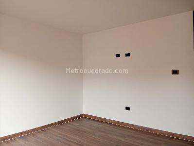 Apartamento de 3 alcobas en venta en Laureles, Medellín, 135 m² · foto 11 de 20
