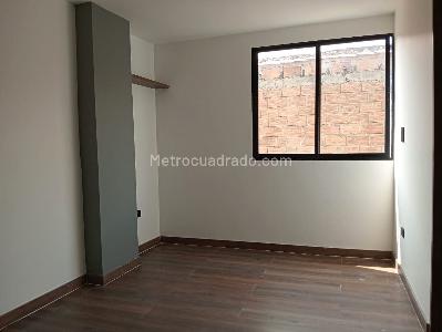 Apartamento de 3 alcobas en venta en Laureles, Medellín, 135 m² · foto 14 de 20