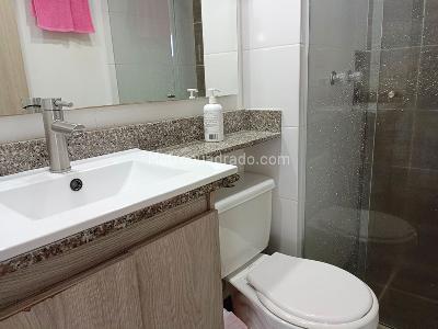 Apartamento de 3 alcobas en venta en Itagui, Itagüí, 68 m² · foto 11 de 13