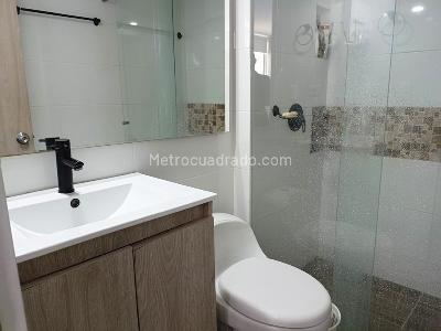 Apartamento de 3 alcobas en venta en Itagui, Itagüí, 68 m² · foto 12 de 13
