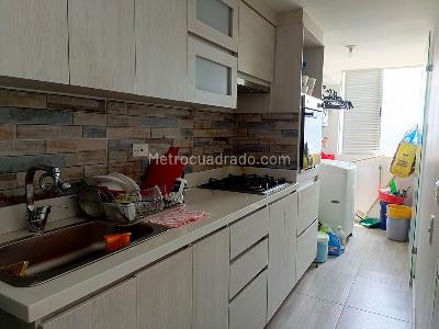 Apartamento de 3 alcobas en venta en Itagui, Itagüí, 68 m² · foto 6 de 13