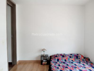 Apartamento de 3 alcobas en venta en Laureles, Medellín, 100 m² · foto 10 de 19