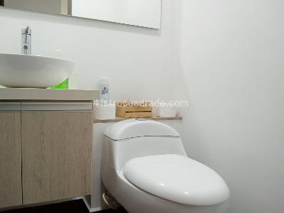 Apartamento de 3 alcobas en venta en Laureles, Medellín, 100 m² · foto 16 de 19