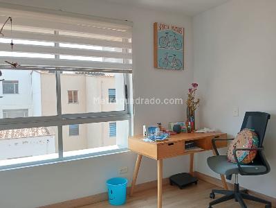Apartamento de 3 alcobas en venta en Laureles, Medellín, 100 m² · foto 4 de 19