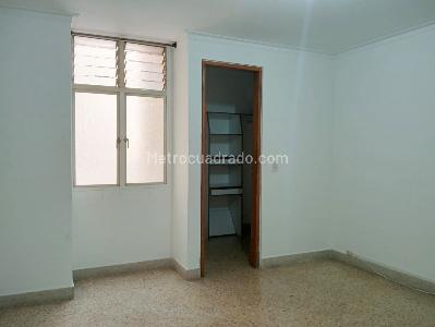Apartamento en venta en Laureles, Medellín · foto 13 de 20