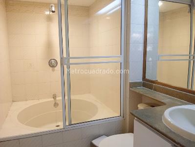 Apartamento en venta en Laureles, Medellín · foto 15 de 20