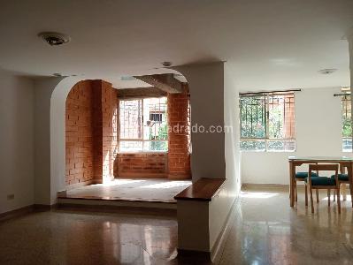 Apartamento en venta en Laureles, Medellín · foto 2 de 20