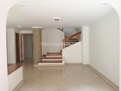 Apartamento en venta en Laureles, Medellín · foto 4 de 20