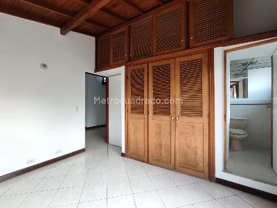 Apartamento en venta en Laureles, Medellín · foto 7 de 20