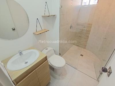 Apartamento de 3 alcobas en arriendo en Laureles, Medellín, 100 m² · foto 14 de 16