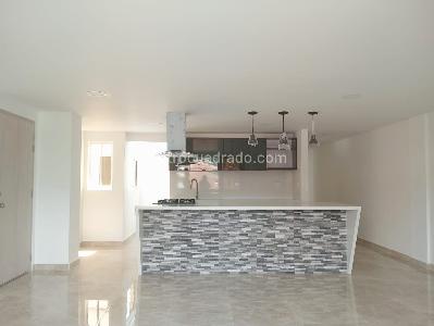 Apartamento en venta en Laureles, Medellín · foto 2 de 19